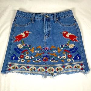 Umgee Women’s Mini Skirt Denim Jean Embroidered Bird Floral Boho Anthropologie